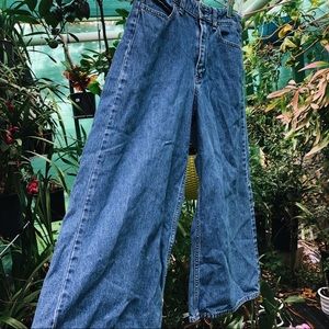 Cropped Wide Leg Dark Wash Jeans